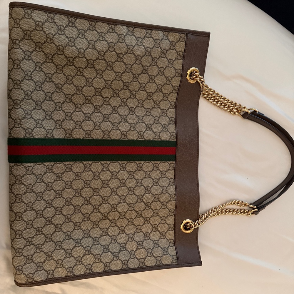 Gucci GG Supreme Rajah Large Tote - Picture 3 of 8